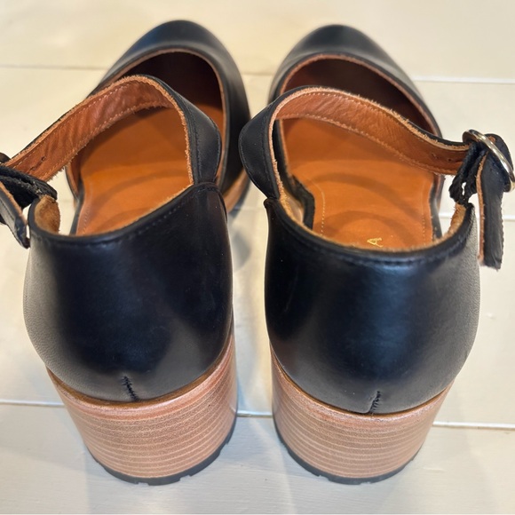 Patina Black Women's Heels - Picture 3 of 8